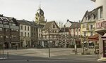 File:Euskirchen alter markt mit rathausturm.jpg - Wikimedia 